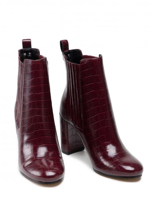 GUESS KAELYN Botines con estampado de cocodrilo ROJO - Zapatos Mujer