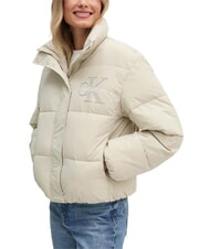 CALVIN KLEIN CK JEANS Chaqueta corta de plumas con logo de osito de peluche - Chaquetas de plumas de mujer