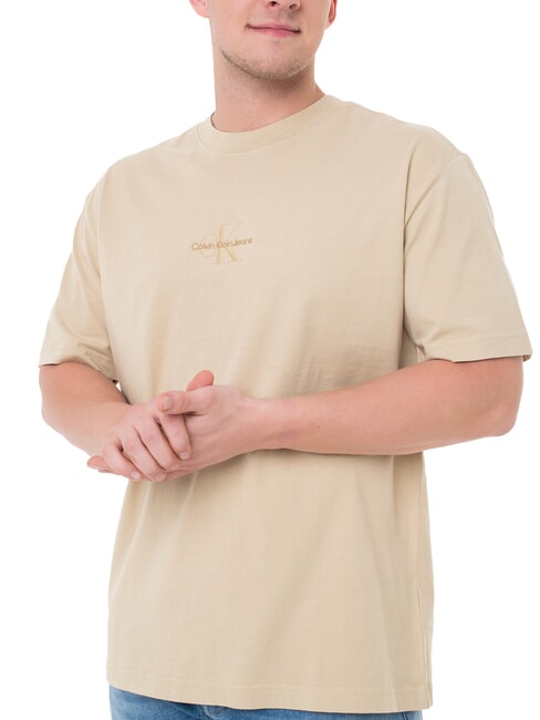 CALVIN KLEIN CK JEANS Camiseta de manga corta con monologo lavado caqui pálido - camiseta