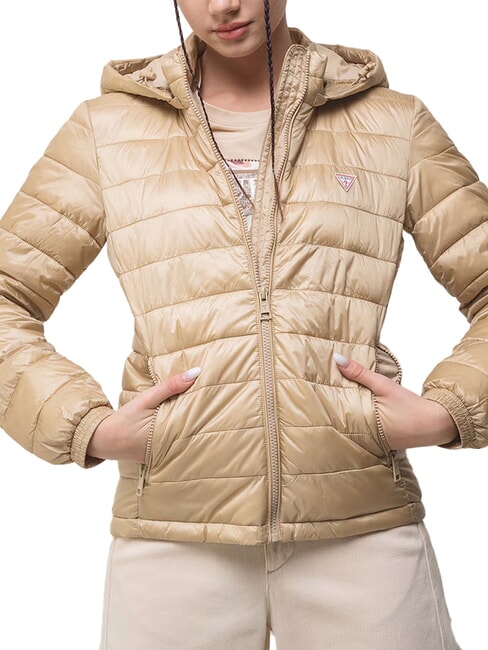 GUESS JEANS PACKABLE Chaqueta ligera de plumas con capucha bronceado de safari - Chaquetas de plumas de mujer