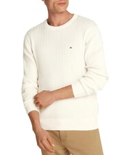TOMMY HILFIGER TH Su&eacute;ter de cuello redondo de punto trenzado p&eacute;talo de marfil - Su&eacute;teres de los hombres - 1