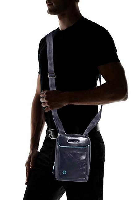 Bolso CUADRADO AZUL, soporte para tableta, en cuero azul - Bandoleras Hombre