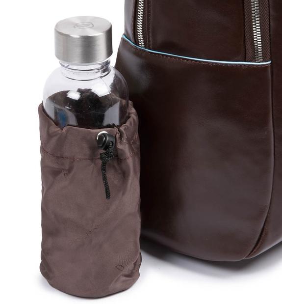 Mochila CUADRADO AZUL, soporte para PC de 15.6 " CAOBA - Mochilas para portátil