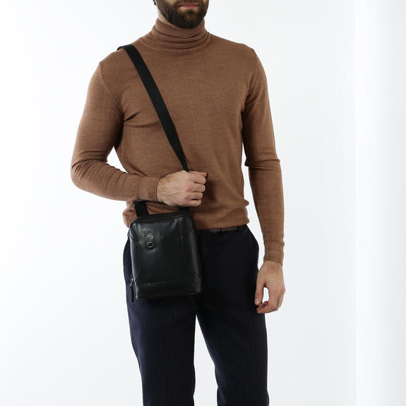 HAKONE Bolsa para tableta HAKONE negro - Bandoleras Hombre
