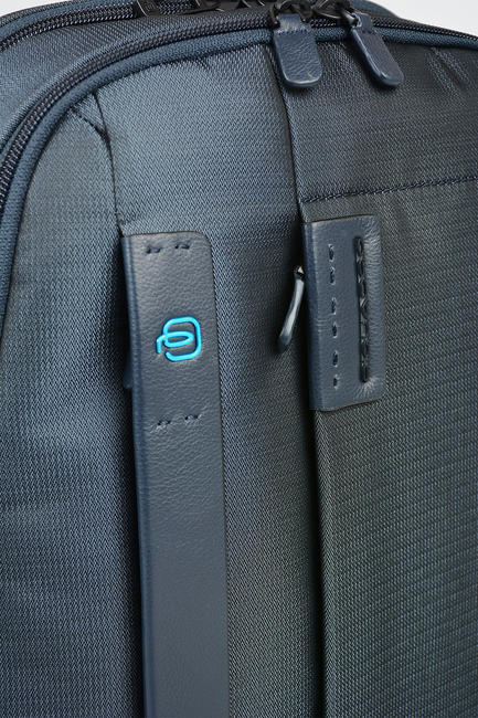 Mochila Línea P16, puerto para PC de hasta 14 " CHEVRON AZUL - Mochilas para portátil