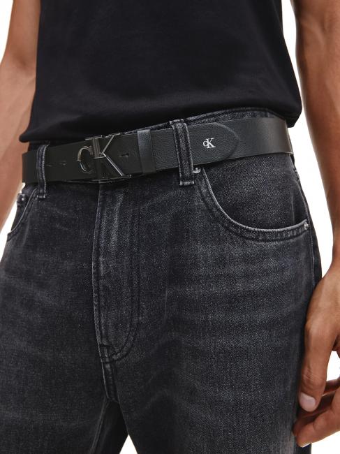 CK JEANS MONOGRAM PLAQUE Cintur&oacute;n de cuero negro - Cinturones