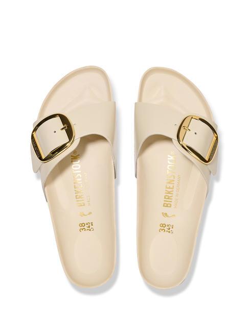 MADRID BIG BUCKLE Babucha en charol brillo crudo - Zapatos Mujer