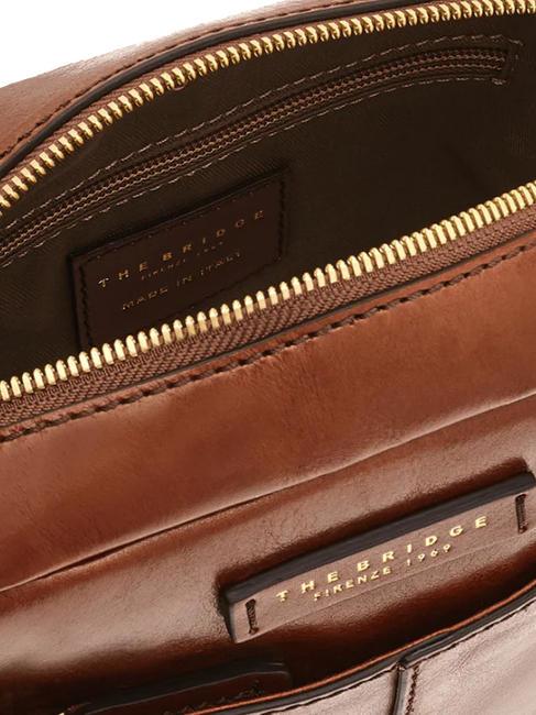 VESPUCCI  Bolso de cuero BROWN - Bandoleras Hombre