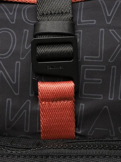 CK MUST T HIKE MONO Mochila enrollable para portátil de 13" mono negro de temporada - Mochilas para portátil