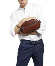 THE BRIDGE DAMIANO Belleza del cuero océano profundo abb. rutenio oscuro mate - Neceser - 3