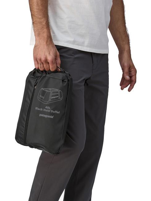 BLACK HOLE Mochila de viaje de 40 litros. negro - Bolsas de viaje