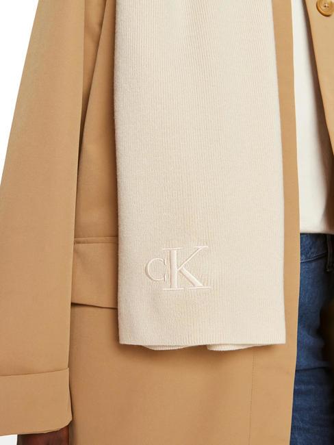 CK JEANS MONOGRAM EMBRO Bufanda de poliéster reciclado abedul - Bufandas