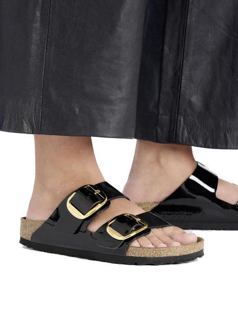 ARIZONA BIG BUCKLE Zapatilla de charol negro - Zapatos Mujer