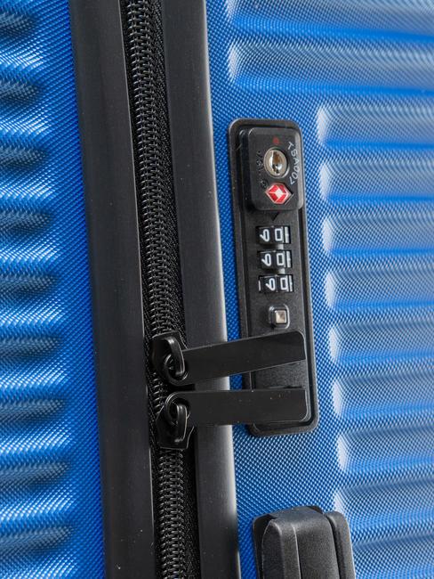 ADVENTURE Juego de 3 cabinas con ruedas, medianas y grandes. real - Set Trolley