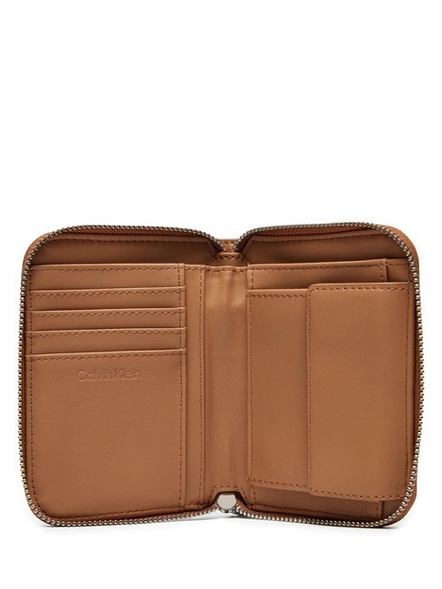 EMBOSSED CALVIN  Cartera con cremallera león - Carteras Mujer