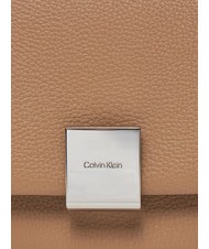 CALVIN KLEIN CK PLAQUE Bolso bandolera mediano &aacute;nfora - Bolsos Mujer - 3