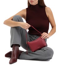 COCCINELLE CHERRY Bolso bandolera peque&ntilde;o de piel rojo granate - Bolsos Mujer - 4