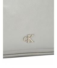 CALVIN KLEIN UTILITY Bolso de hombro para cámara espejismo gris - Bolsos Mujer - 3