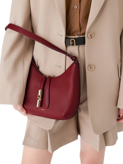 GOCCIA Bolso bandolera de piel martillada CEREZA d - Bolsos Mujer