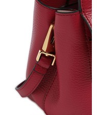 COCCINELLE ARLETTIS Bolso de mano de piel martillada sangr&iacute;a - Bolsos Mujer - 3