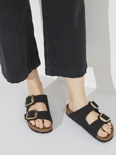 ARIZONA BIG BUCKLE Sandalia tipo zapatilla de piel nobuck negro - Zapatos Mujer