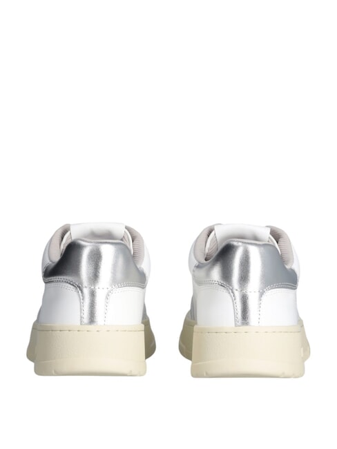 ME 03 Zapatillas de piel blanquecino - Zapatos Mujer