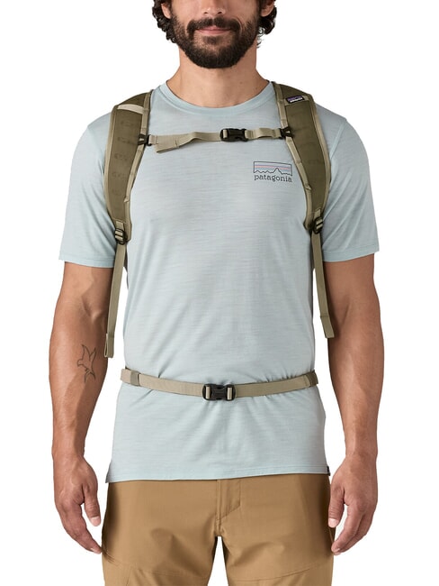 TERRAVIA Mochila de 14 litros negro - Mochilas Escuela & Tiempo Libre