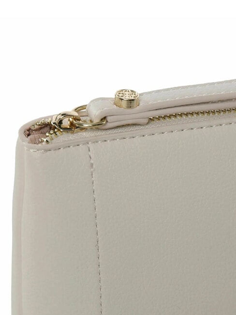 TITANIA Clutch con charm y puño blanquecino - Bolsos Mujer