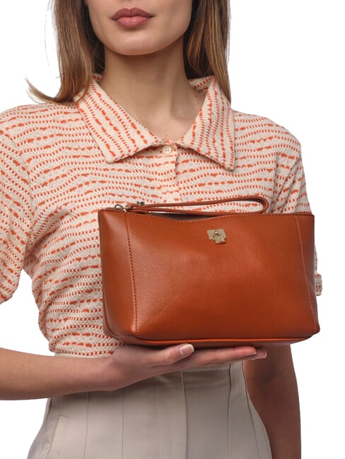 TITANIA Clutch con charm y puño cuero - Bolsos Mujer
