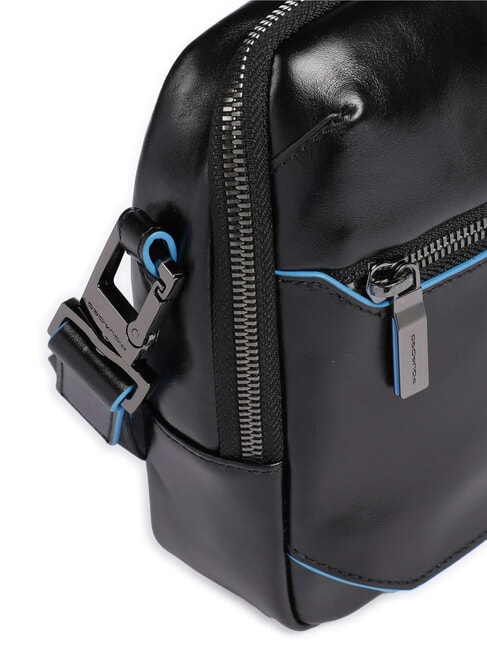 BLUE SQUARE  Bolsa para iPad con bolsillo para airpods negro - Bandoleras Hombre