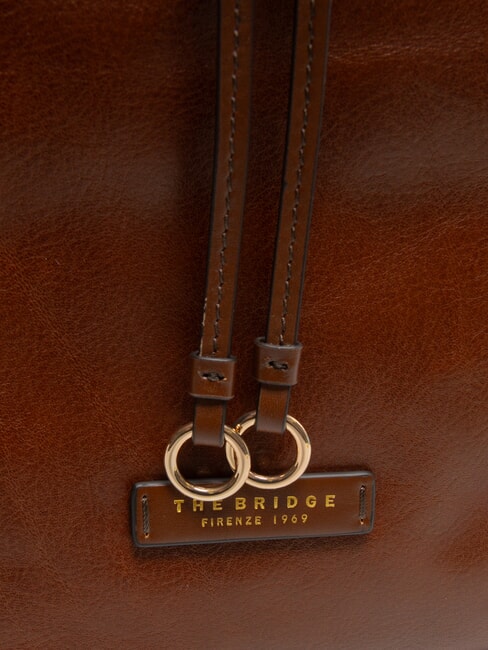 CARLOTTA Bolso de piel tipo cartera con bolsillos BROWN - Bolsos Mujer