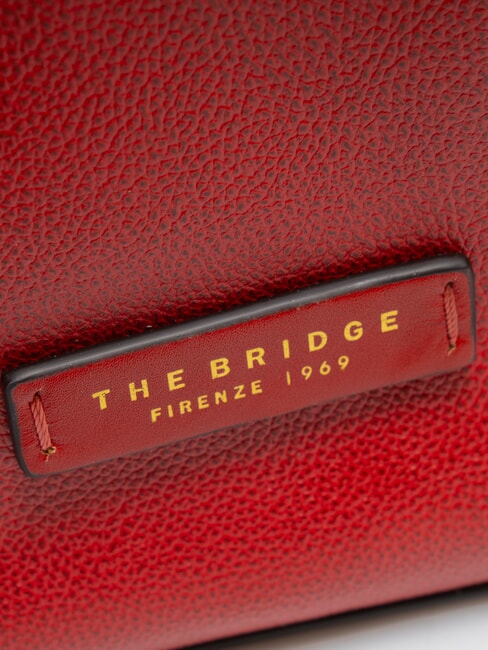 CARLOTTA Bolso bandolera tipo cubo cereza / oro - Bolsos Mujer