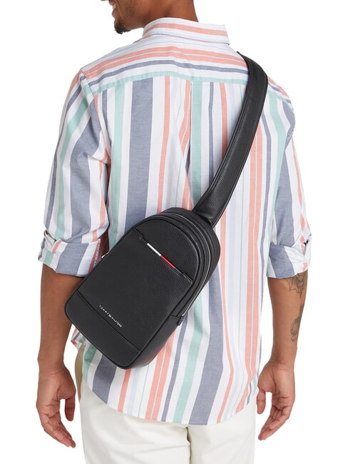 TH CENTRAL  Bolso maxi negro - Bandoleras Hombre