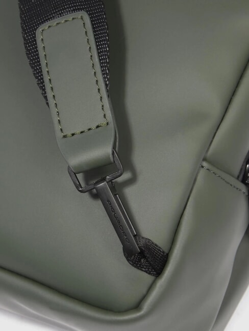 CORNER SPECIALE GOMMATO Bolsa repelente al agua VERDE - Bandoleras Hombre