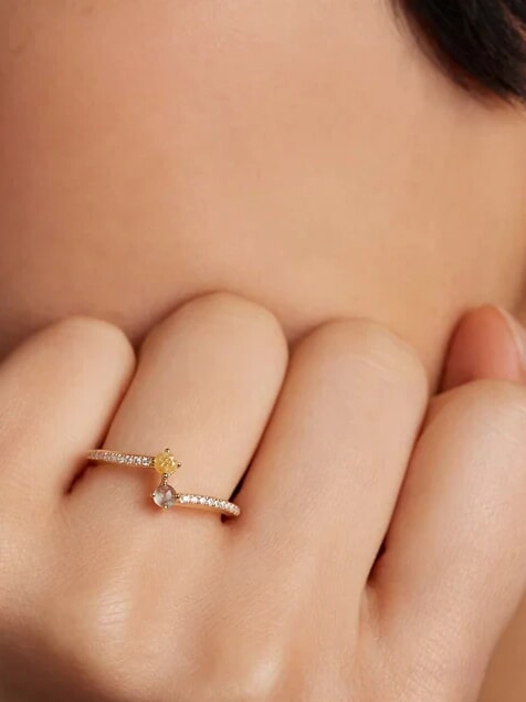 JUNO Anillo de piedra bañado en oro oro - Anillos