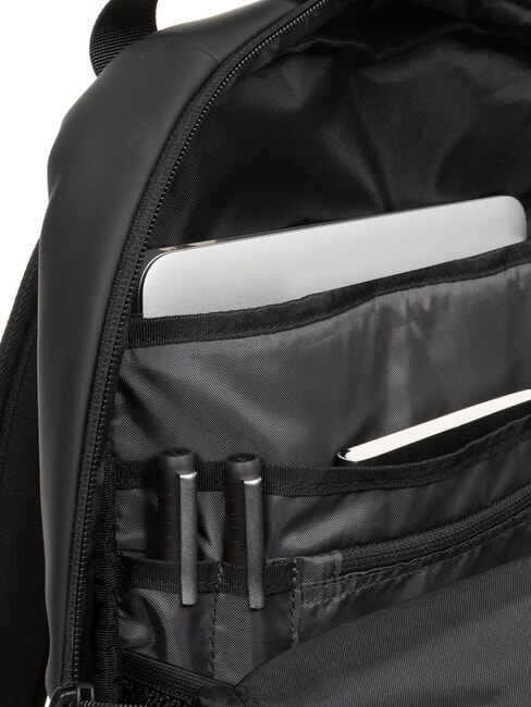 TECUM TOTE CNNCT F Mochila con bolsillo para botella de agua y soporte para portátil. negro mate - Mochilas para portátil