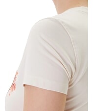 GUESS TRIANGLE FLOWERS Camiseta el&aacute;stica con estampado rubor vainilla - camiseta - 4