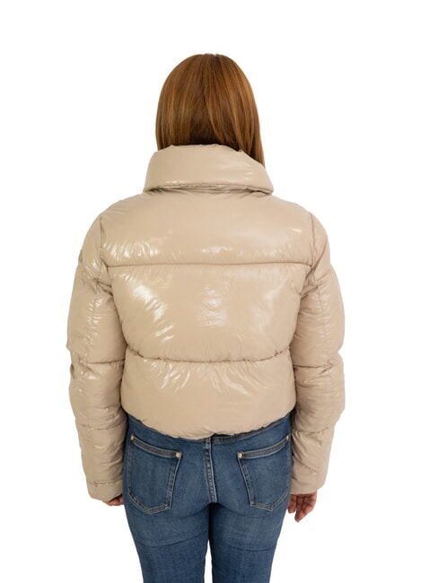 SUMMERSIDE Chaqueta corta de plum&oacute;n brillante cabra brillante reciclada - Chaquetas de plumas de mujer