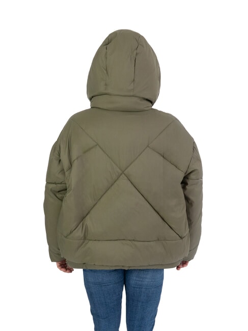 EUGENIE Chaqueta corta de satén con capucha noche de oliva - Chaquetas de plumas de mujer