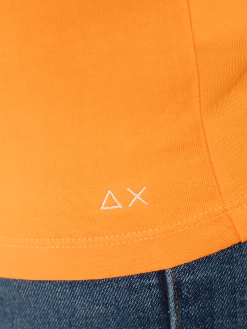 BOXY Camiseta con cuello en V naranja - camiseta