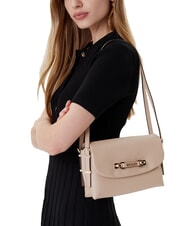 GUESS LEFIA Bolso de hombro con solapa simplemente gris topo - Bolsos Mujer - 6