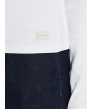 CALVIN KLEIN CK JEANS Suéter de cuello redondo acanalado blanco brillante - Suéteres de mujer - 4