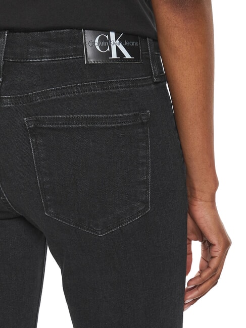 CK JEANS Vaqueros ajustados de tiro medio mezclilla negra - Jeans