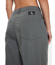 CALVIN KLEIN CK JEANS Pantalones chinos de pierna ancha y pierna recta gris infinito - Pantalones de mujer - 4