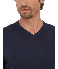 CALVIN KLEIN CK Suéter de lana con cuello en V, corte regular cielo nocturno - Suéteres de los hombres - 3
