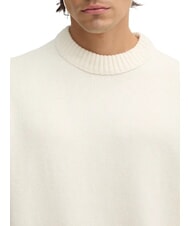 CALVIN KLEIN CK JEANS Su&eacute;ter de cuello redondo de gran tama&ntilde;o marfil - Su&eacute;teres de los hombres - 4