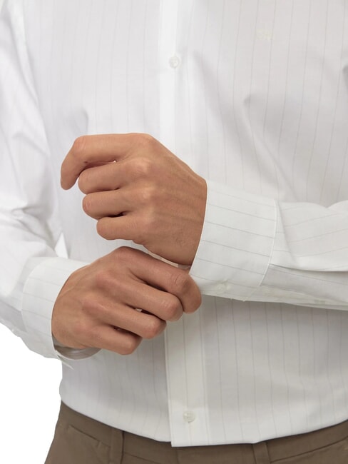 CK Camisa de manga larga a rayas de corte entallado blanco brillante - Camisas de hombre