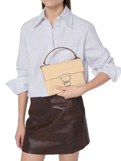 ARLETTIS Minibolso de piel con textura grosella - Bolsos Mujer