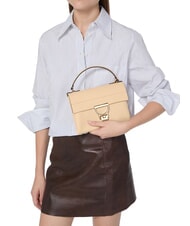 COCCINELLE ARLETTIS Minibolso de piel con textura grosella - Bolsos Mujer - 5