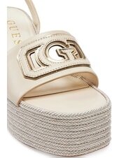 GUESS TANVEE Sandalias de alpargatas de cuña alta crema/oro - Zapatos Mujer - 4